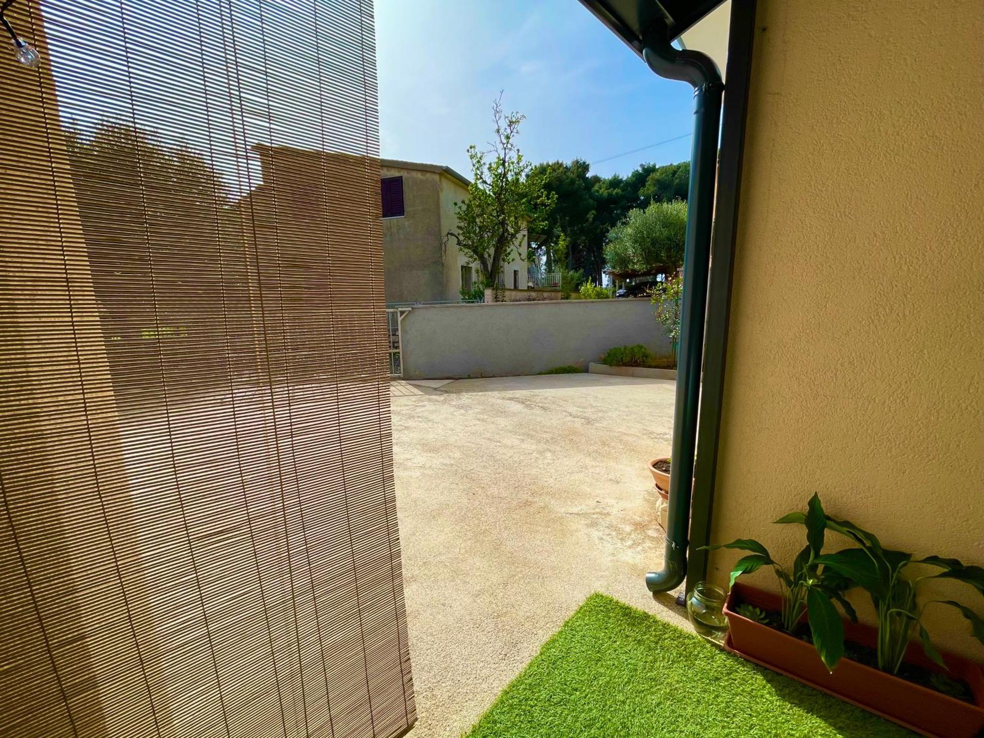 Apartment Green 29 โรวีน ภายนอก รูปภาพ